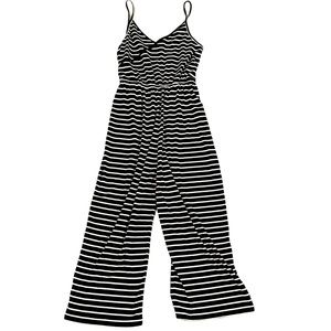 Anama Black & White jumper size Large